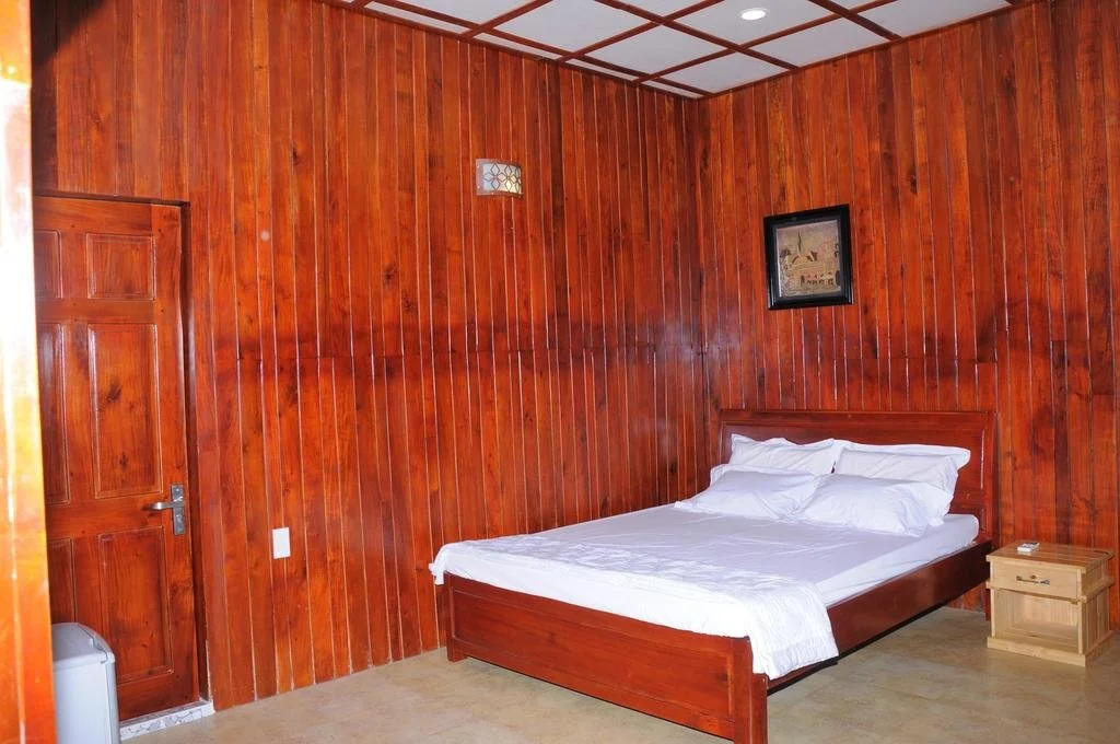 Nam Phuong Resort