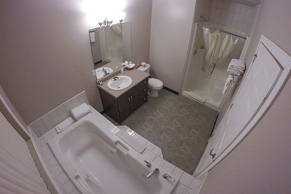 Westwood Inn