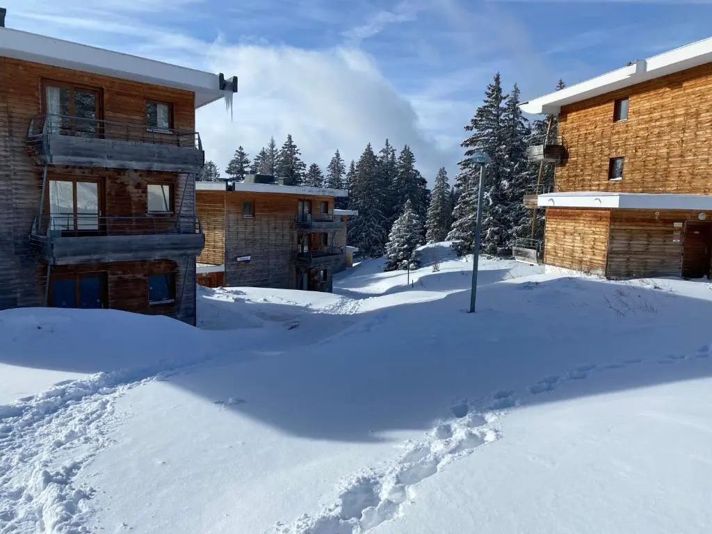 apt 4/6 pers aux villages du Bachat chamrousse