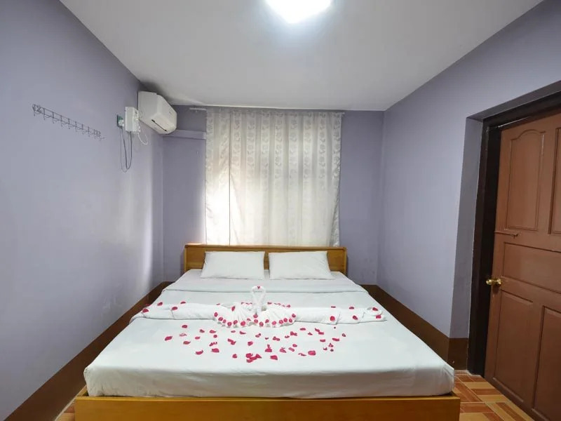 Kiss Guest House
