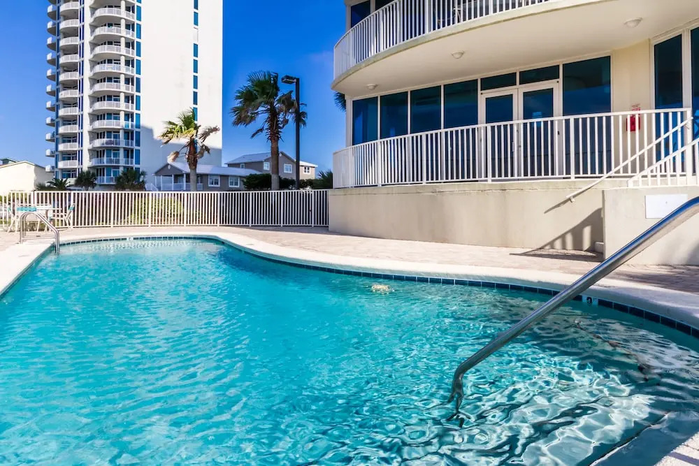 Lagoon Tower 1101