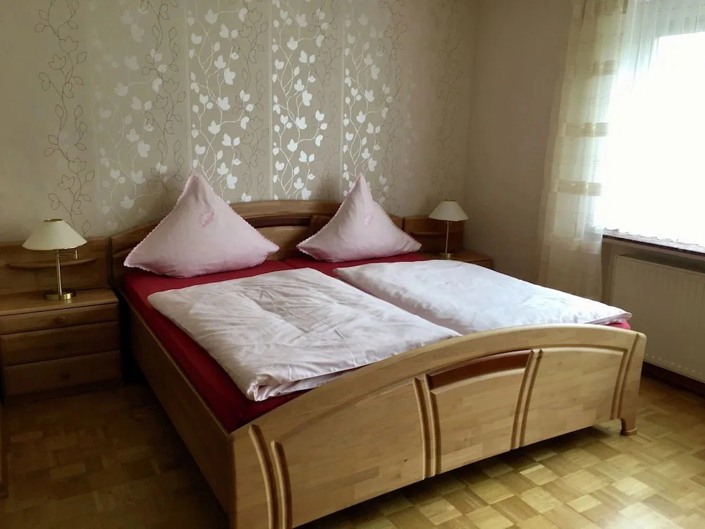 Modern Apartment With 2 Bathrooms in Lirstal