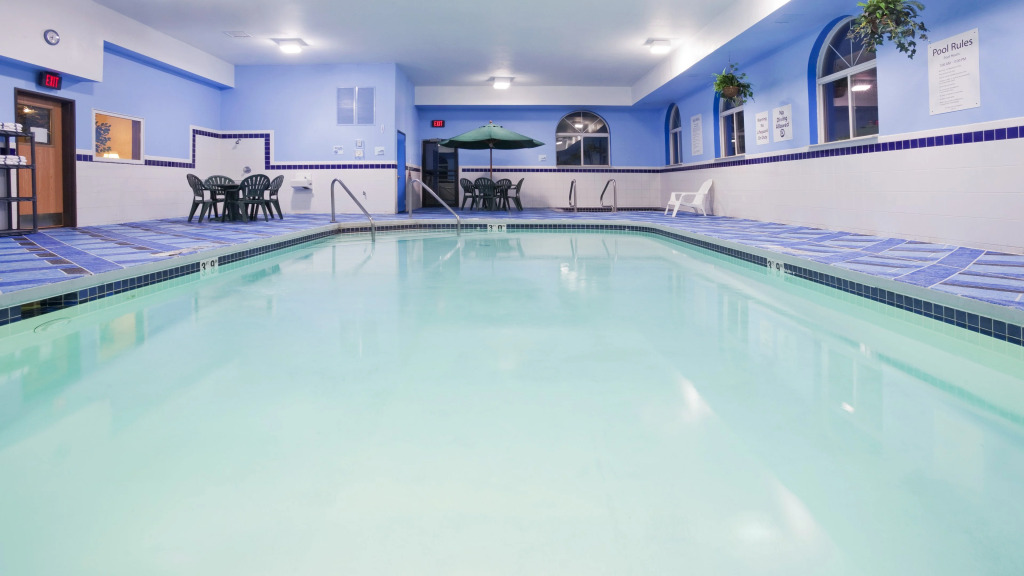 Holiday Inn Express Deforest Madison Area by IHG