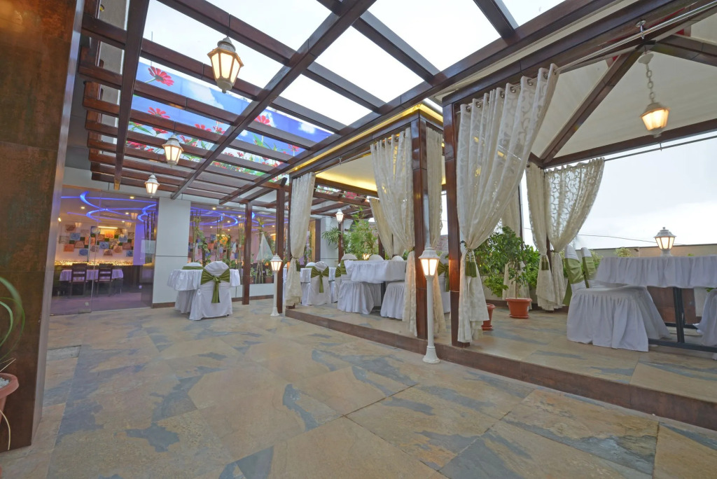 Hotel JP International