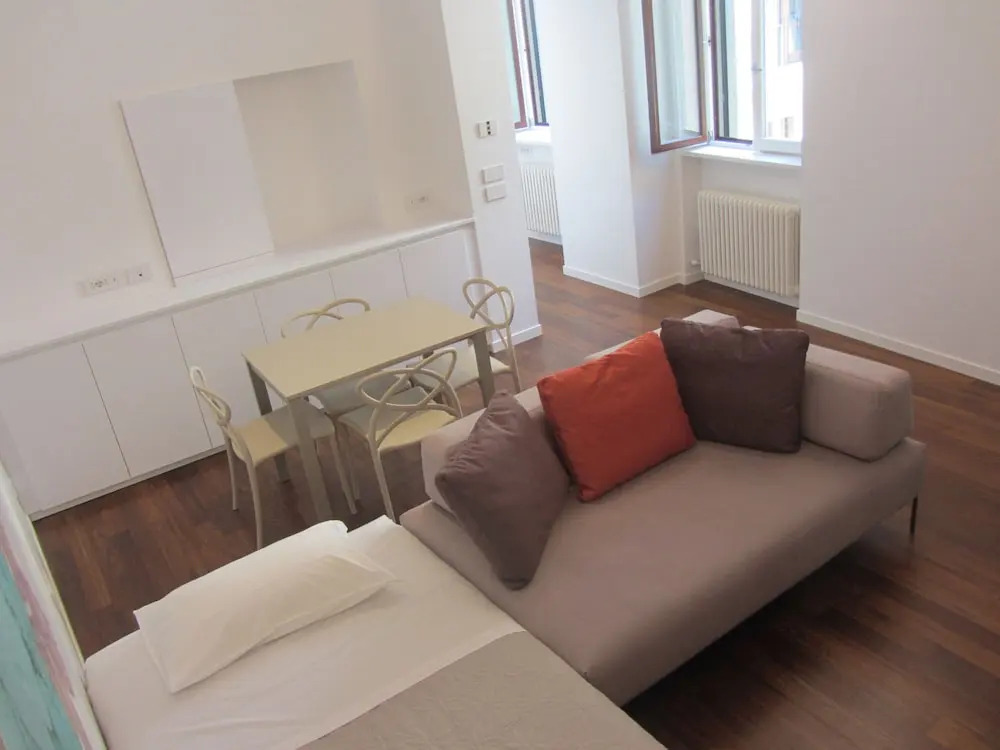 Levante Luxury Home