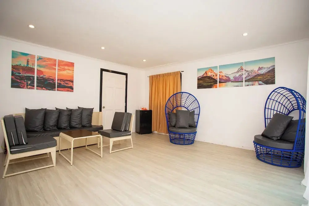 La Suerte Inn
