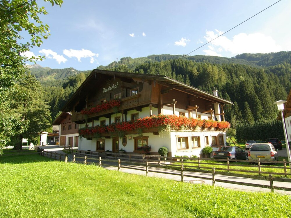Nieslerhof Comfortable Holiday Residence