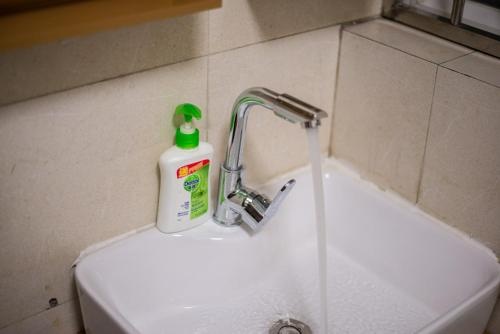 GuangZhou HaiZhu District ·Kecun Subway Station·Pearl Shadow Star City· Locals Apartment 00174310