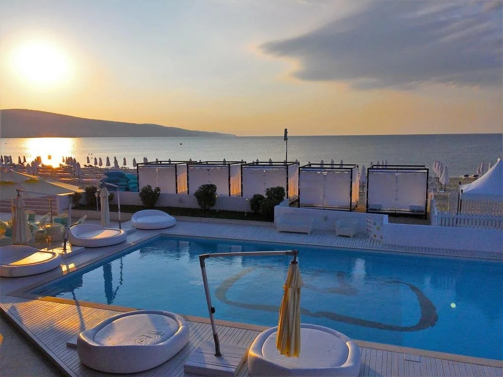 Step Hotel