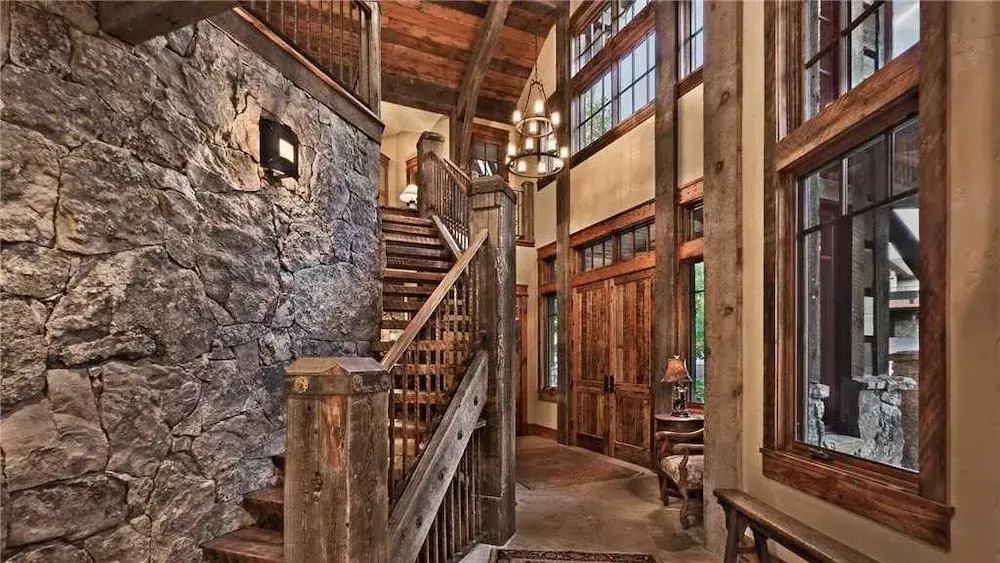 Gold Mine Lodge 6 BedroomHoliday home By Moving Mountains