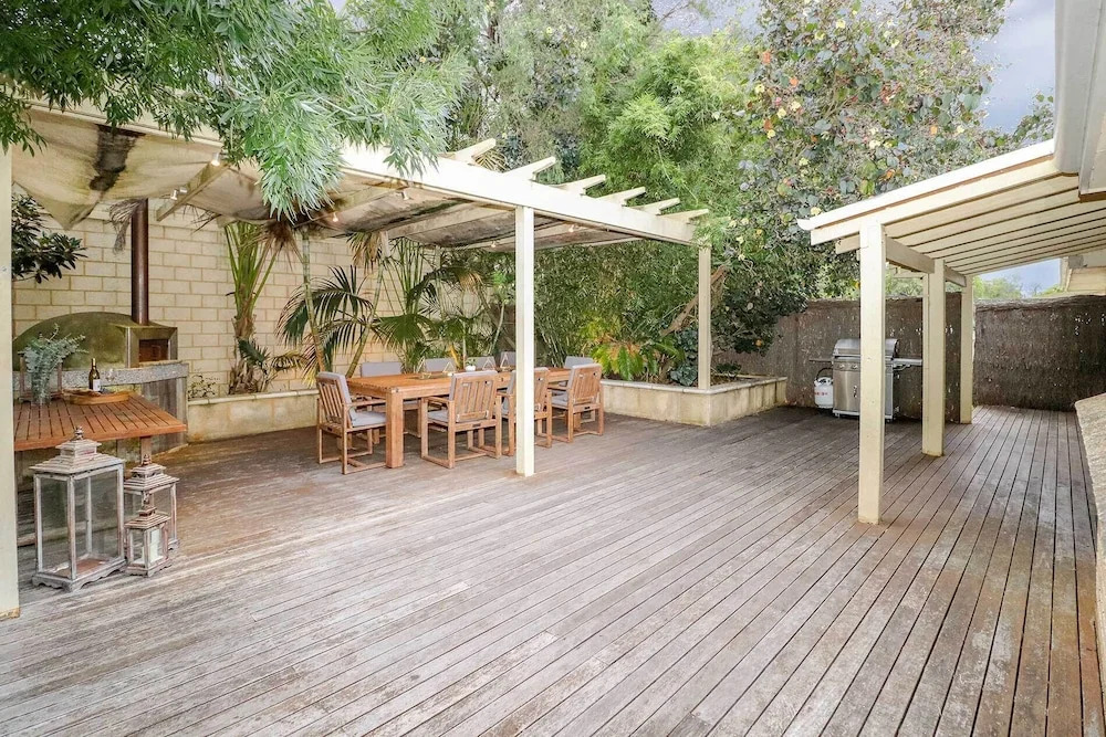 Seabreeze House