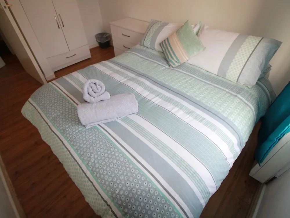 Richmond Court Apartment by Cardiff Holiday Homes