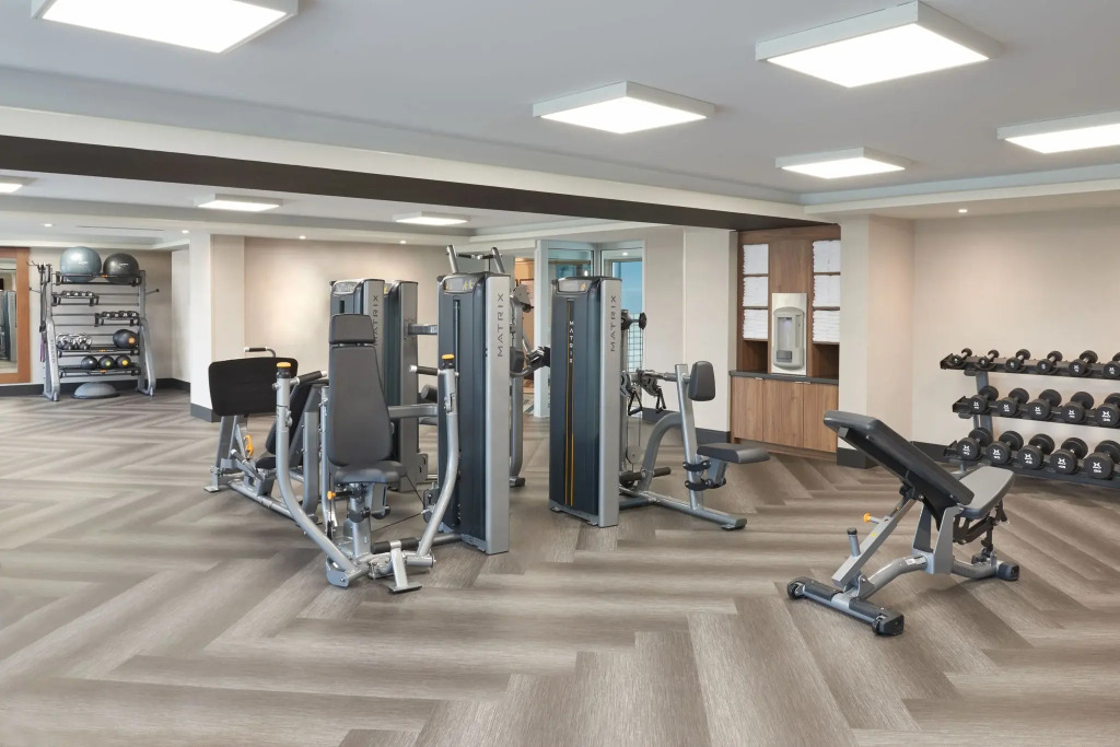 Four Points by Sheraton Point Edward Sarnia
