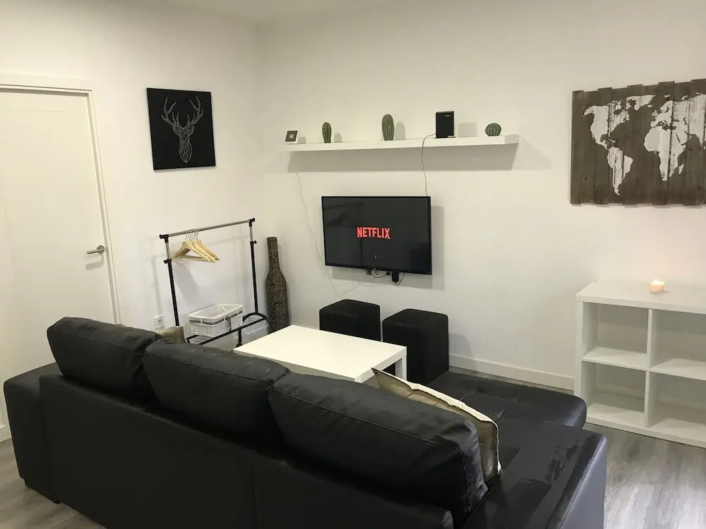 Valdefuentes Apartment