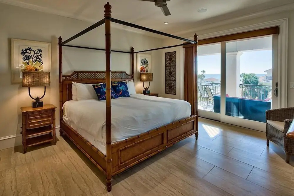 Big House by the Sea 8 Bedroom Holiday Home by Five Star Properties