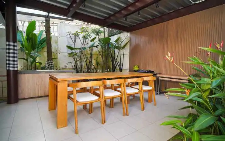 Omah Angkul Angkul Villa