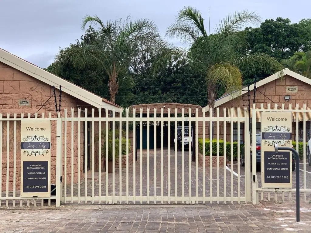 Ivory Lodge Bendor