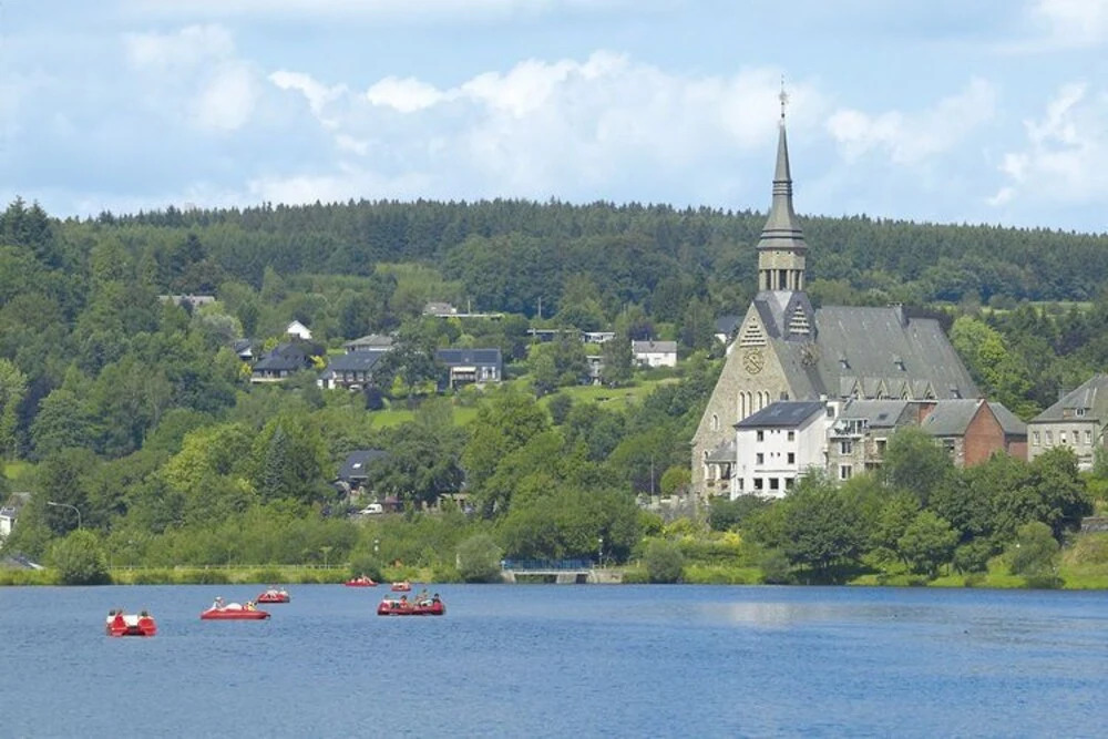 Well-kept Apartment With Balcony not far From Vielsalm
