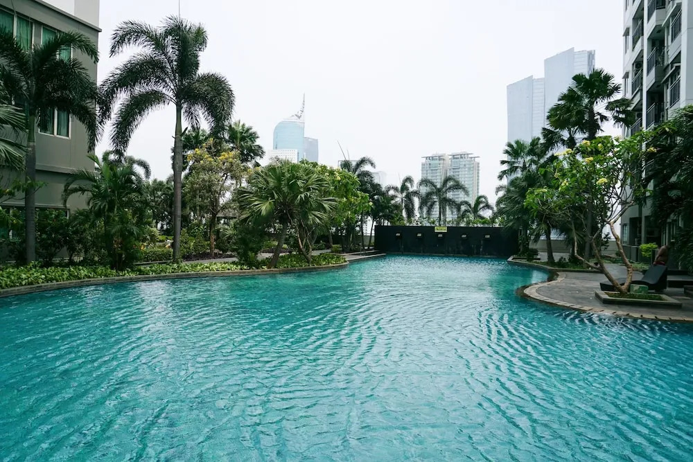 Pleasant 1BR Apartment Thamrin Residence By Travelio