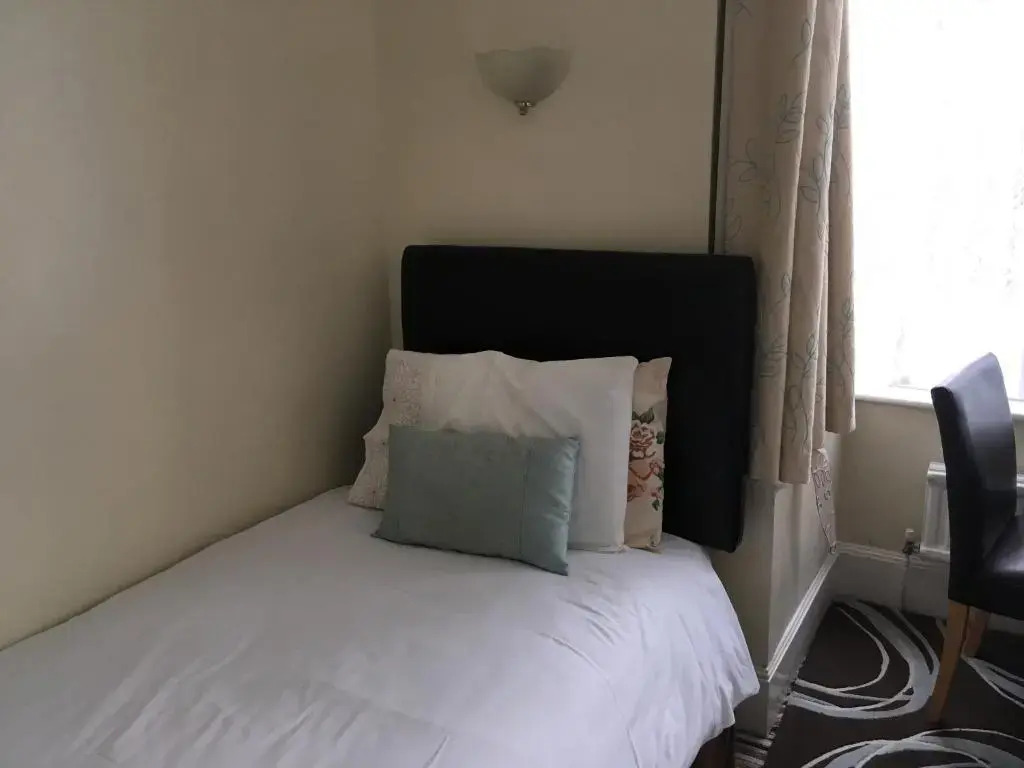 Four Seasons Guest House