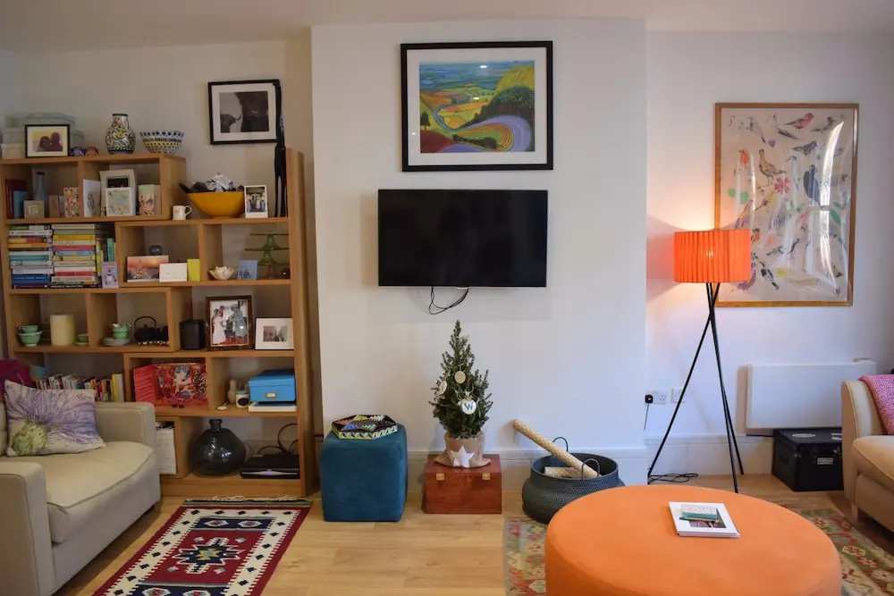 1 Bedroom Apartment In Earls Court