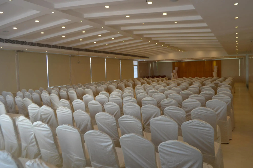 Hotel Aksharadha