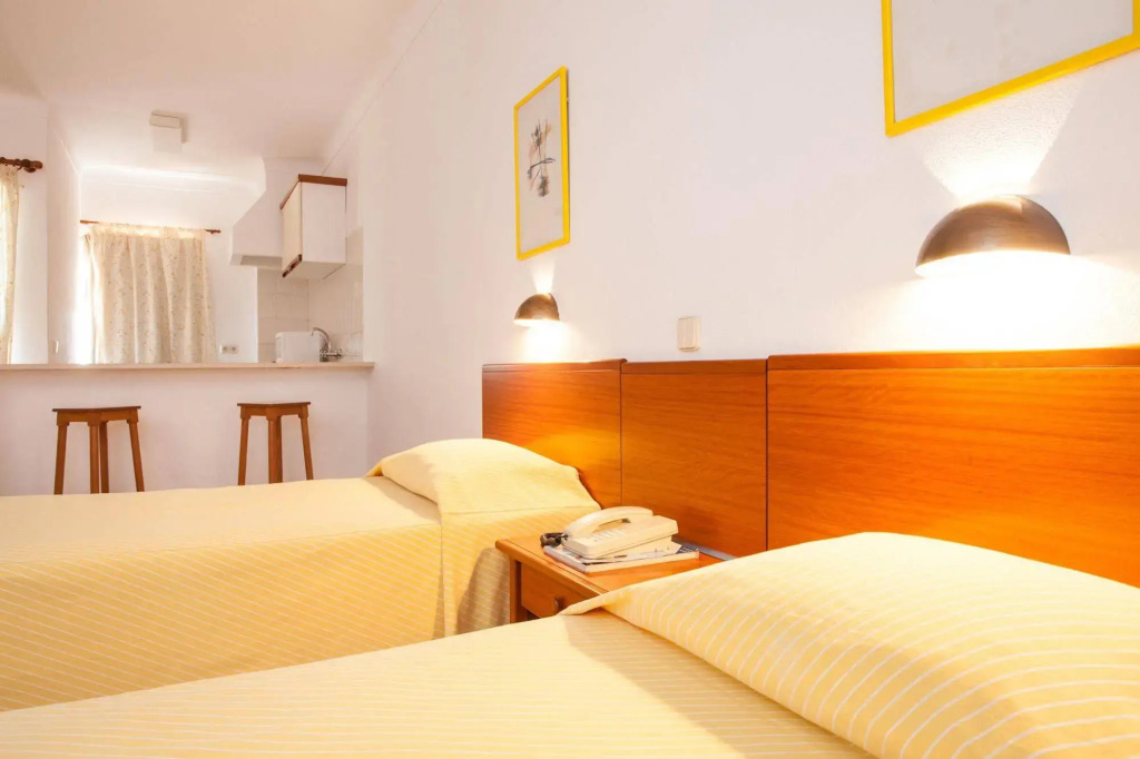 Don Tenorio Aparthotel