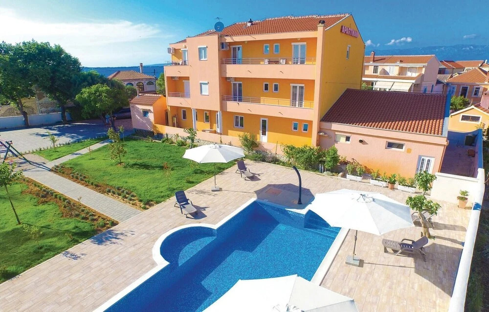 Nice Home in Privlaka With Wifi and 1 Bedrooms