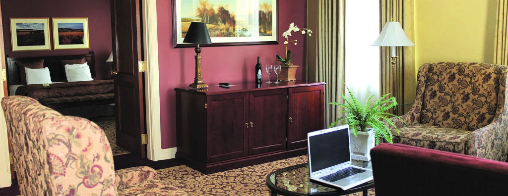 Marcus Whitman Hotel