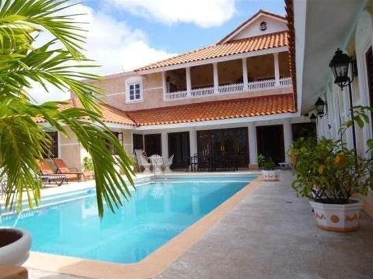 Chateau Gloria Luxury Villa