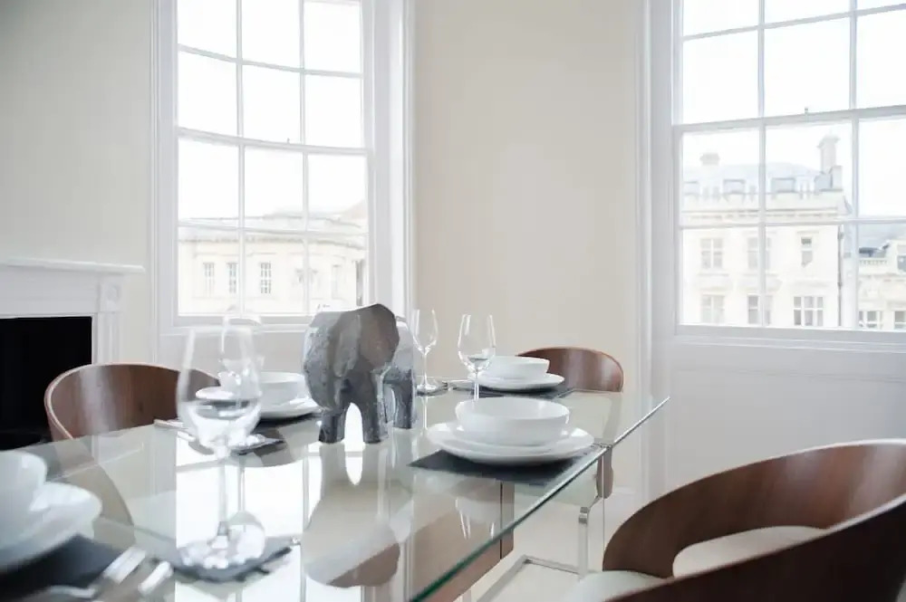 Elliot Oliver- 2 Bedroom Duplex Town Centre Apartment