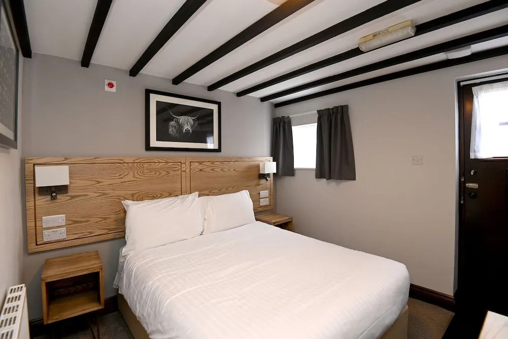 Swan, Thatcham by Marston’s Inns