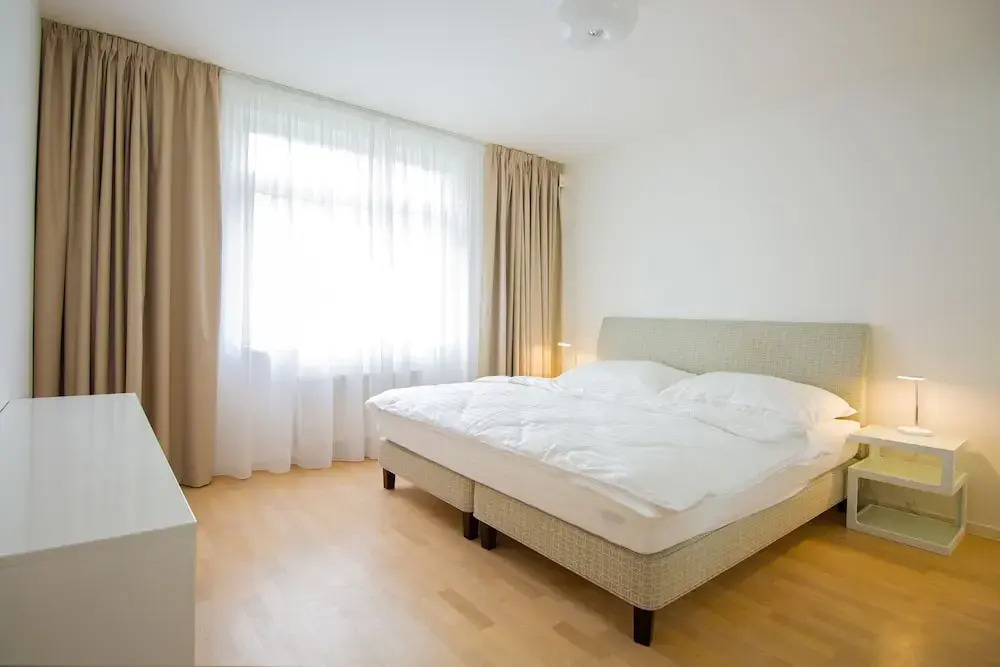 Luxurious apart.with swimming pool