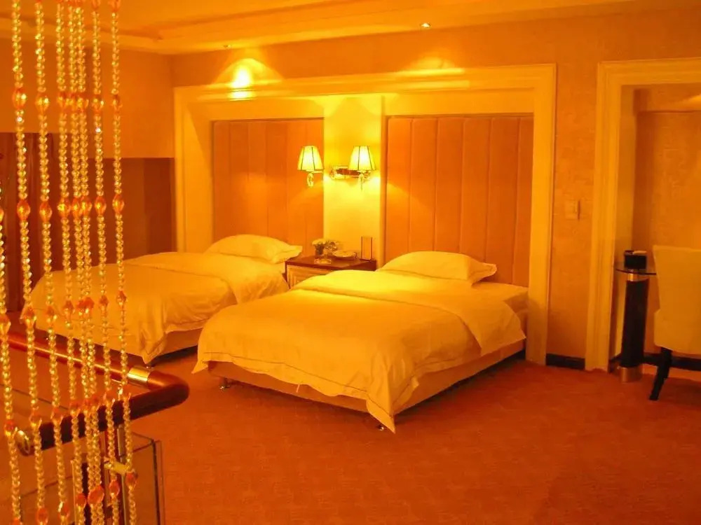 Oriental Hawaii Hotspring Hotel