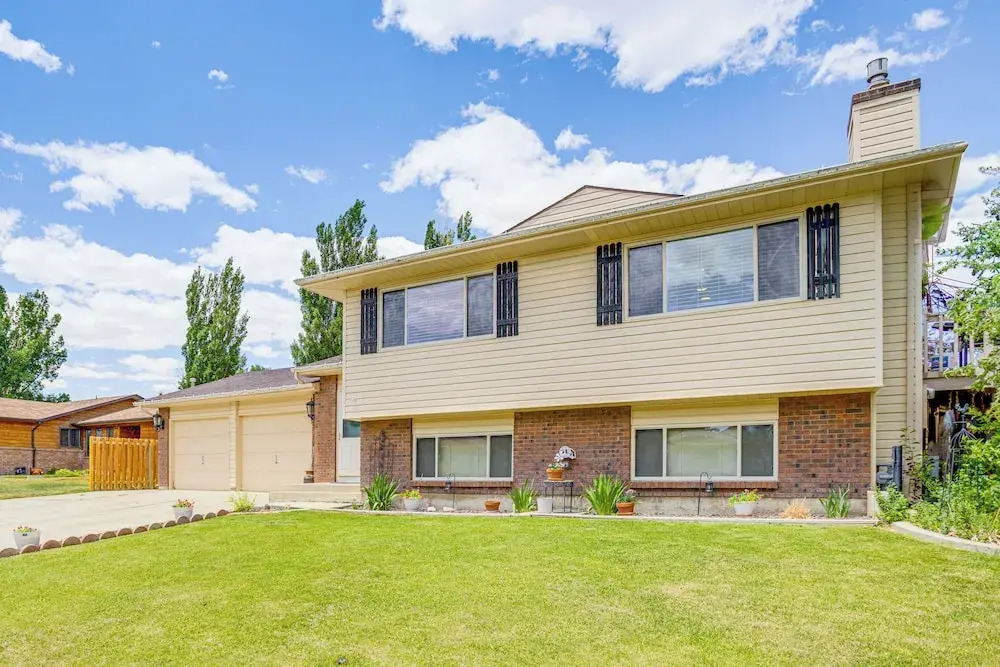 Spacious Rock Springs Stay Near Shops & Dining!