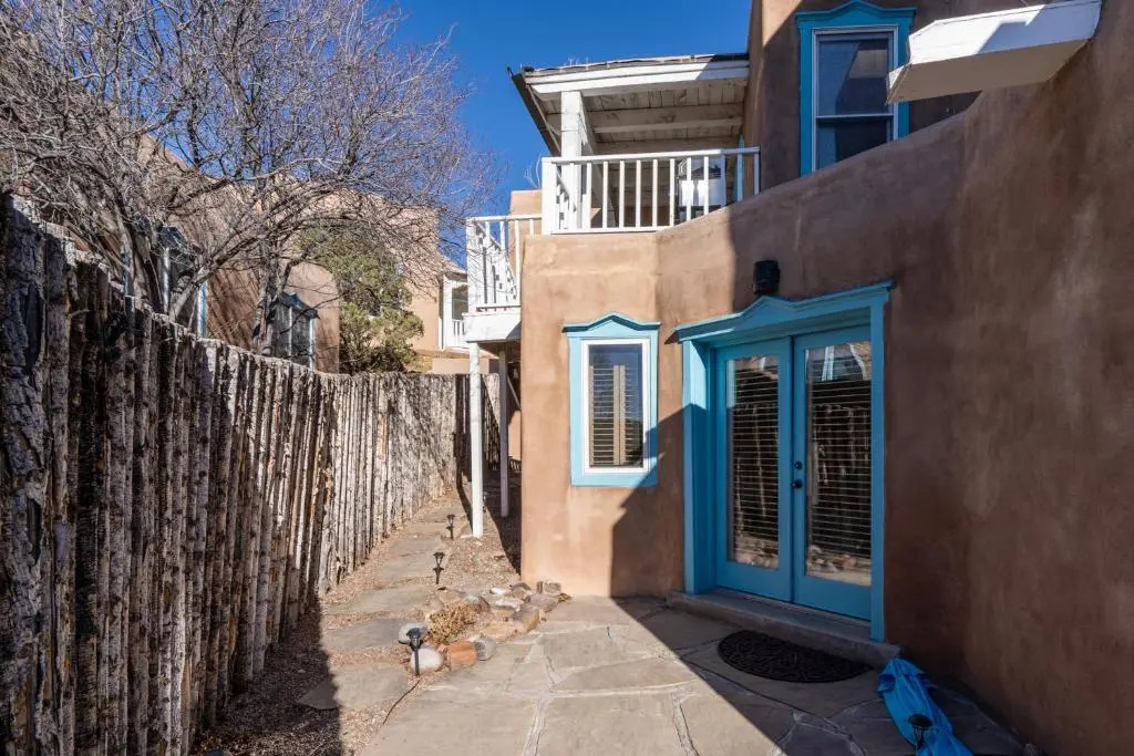 Casa Viva, 2 Bedrooms, Walk to Plaza, Fireplace, Pet Friendly, Sleeps 5