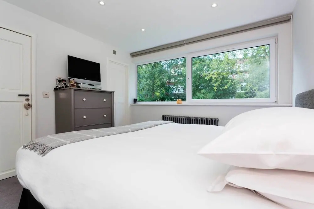 Veeve - Wimbledon Terrace House