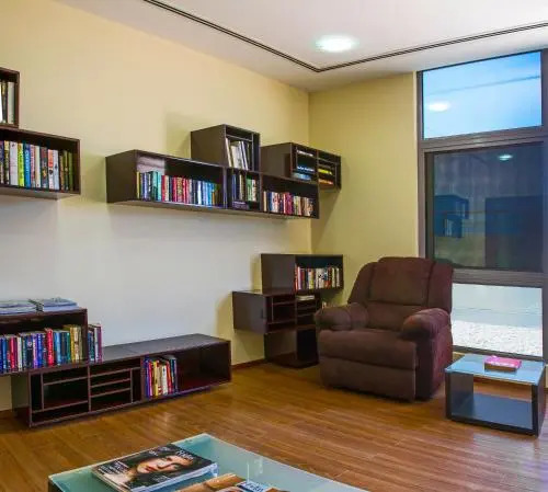Almoayyed Suites