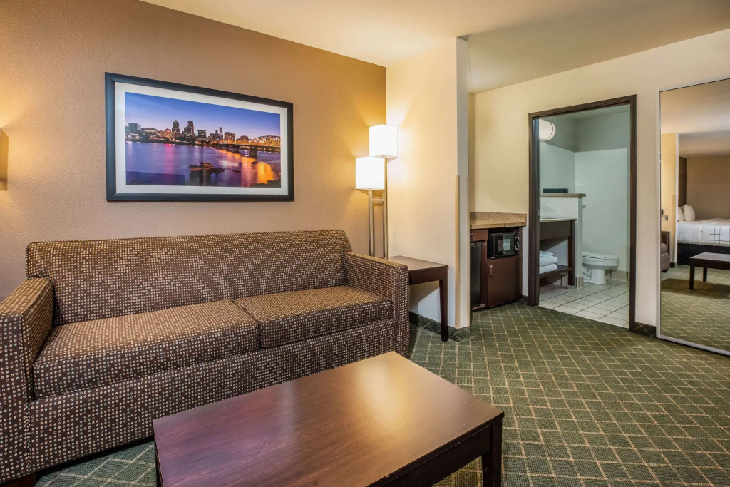 La Quinta by Wyndham Portland Airport