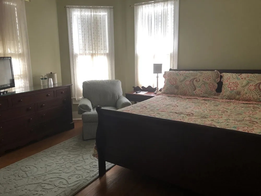 The Magnolia Inn
