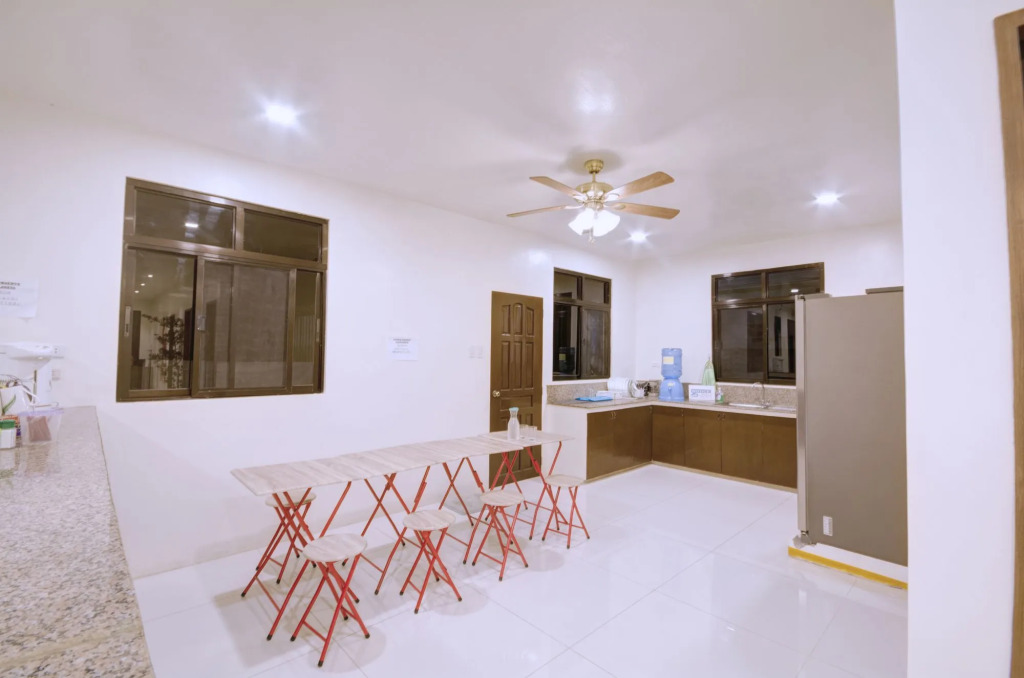 Sulit Budget Hotel near Dgte Airport Citimall