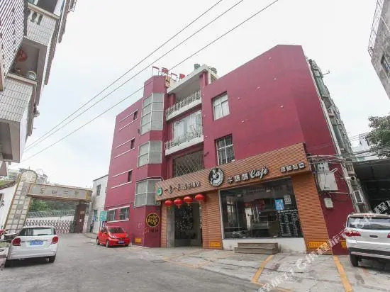 Yiduo Yiguo Music Hotel