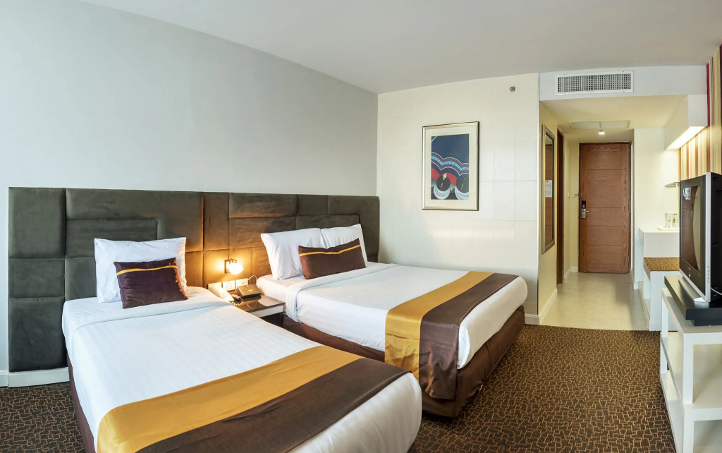 Thamrongin Hotel