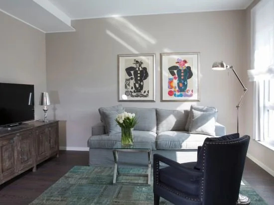 Hotel LOGIS First Class Business Suites