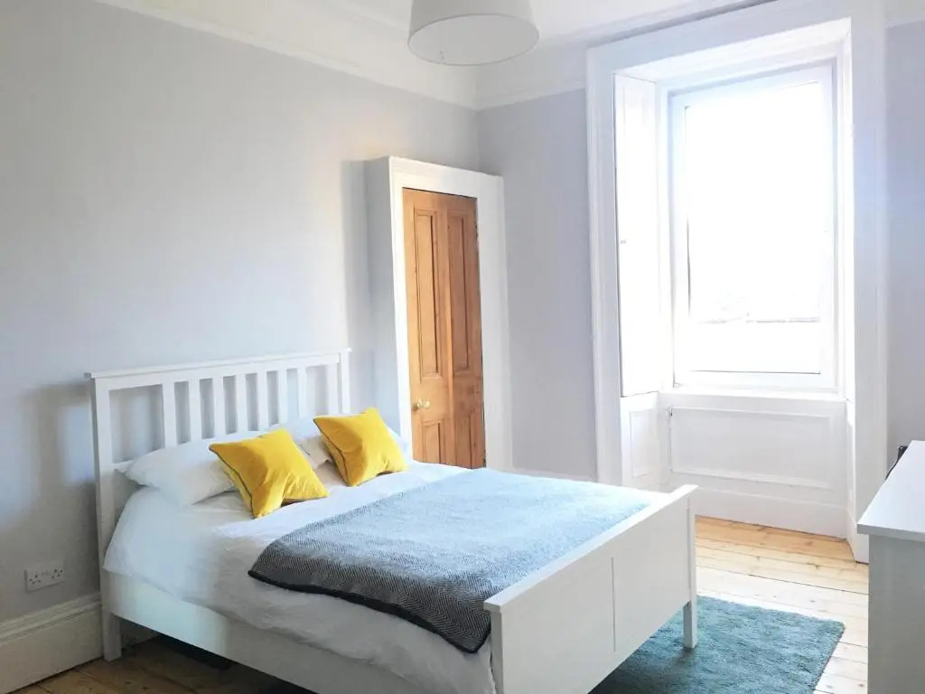 Historic Edinburgh 1890s Home Turned Relaxing Retreat