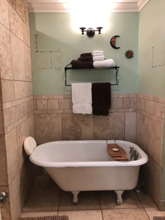 Munro Manor Lodging