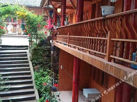 Ya'an Shangli Gaojia Inn