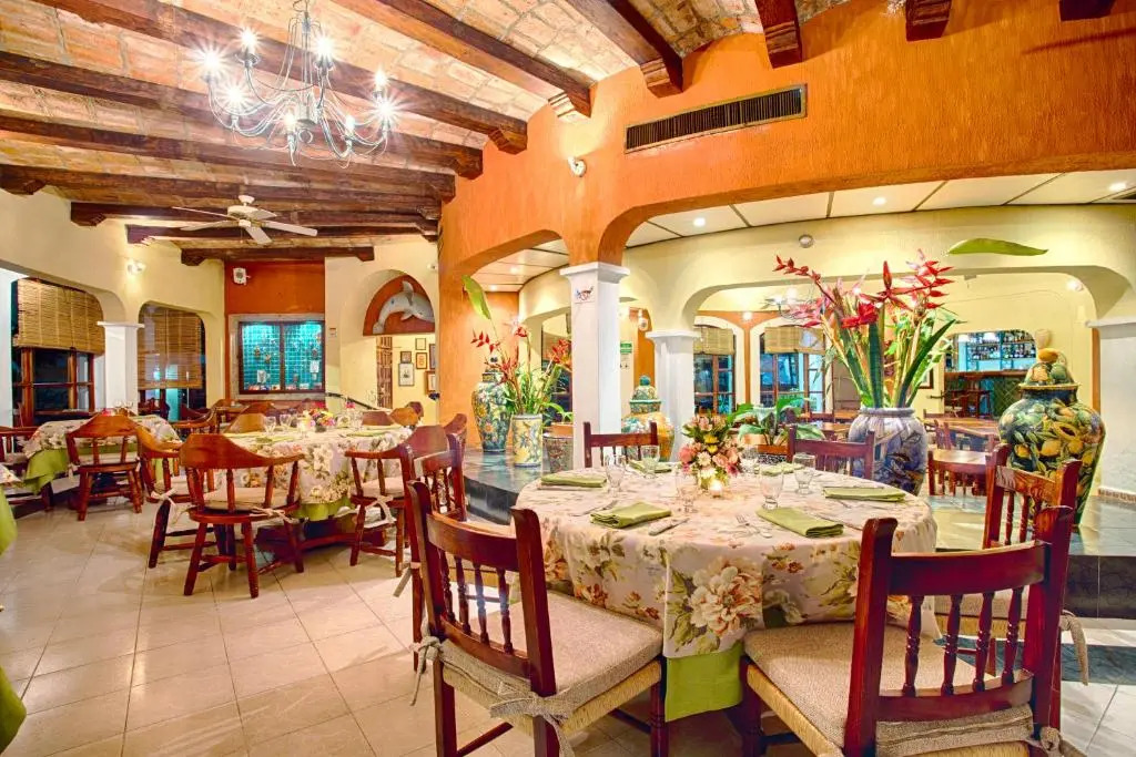 Hotel Garza Canela