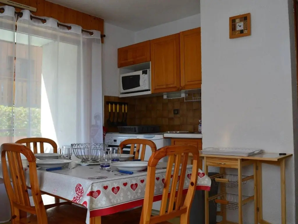 Appartement Le Grand-Bornand, 2 pièces, 6 personnes - FR-1-241-212