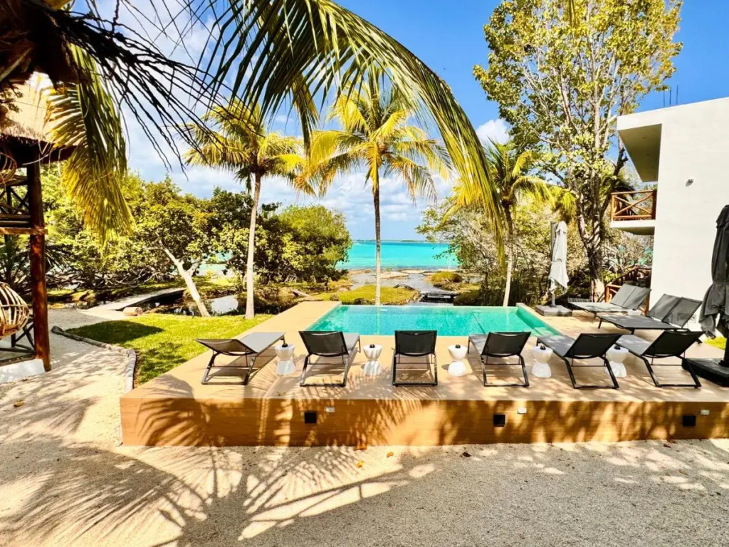 Azulea Bacalar Hotel & Spa - Lagoon Front
